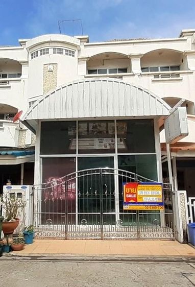 ใช่ 💖 ทาวน์เฮ้าส์ บางกะปิ ราคาพิเศษ! 💖