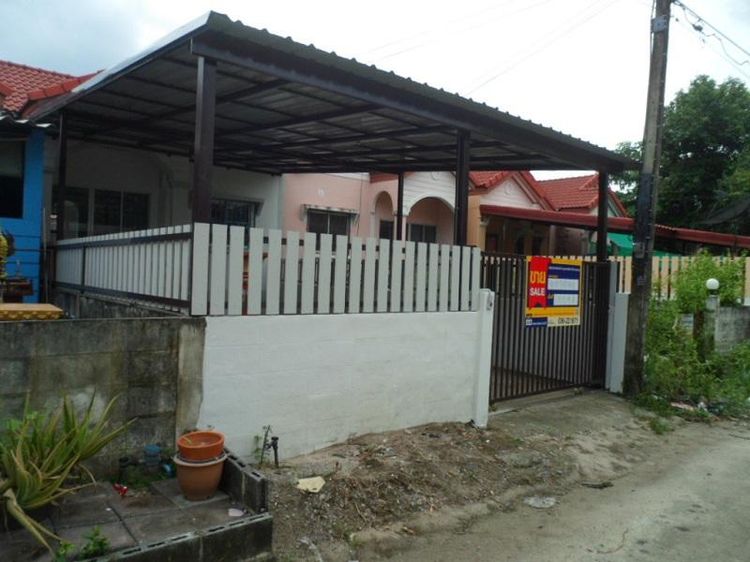 ใช่ 💖 ทาวน์เฮ้าส์ เมืองนครนายก ราคาพิเศษ! 💖