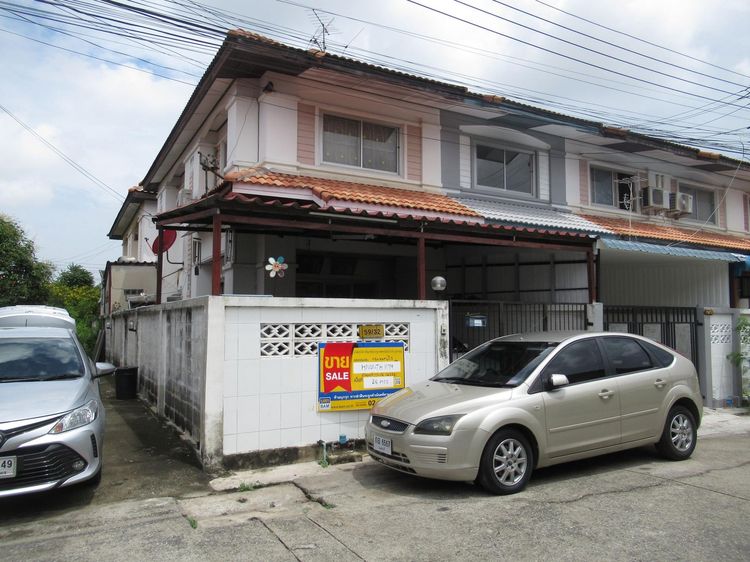 ใช่ 💖 ทาวน์เฮ้าส์ บางบัวทอง ราคาพิเศษ! 💖