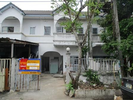 ใช่ 💖 ทาวน์เฮ้าส์ ธัญบุรี ราคาพิเศษ! 💖