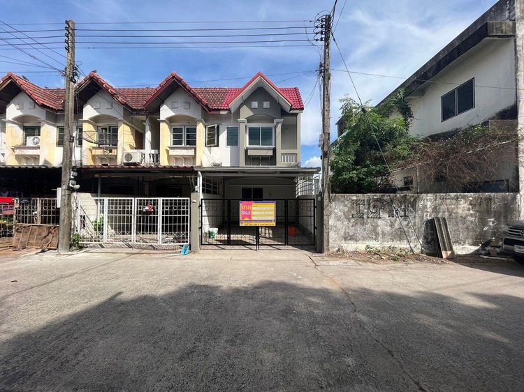 ใช่ 💖 ทาวน์เฮ้าส์ เมืองร้อยเอ็ด ราคาพิเศษ! 💖