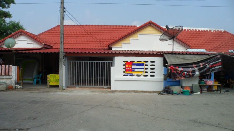 ใช่ 💖 ทาวน์เฮ้าส์ เฉลิมพระเกียรติ ราคาพิเศษ! 💖