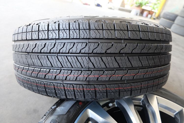 🚘ล้อ Ford Everest รุ่นพิเศษ Platinum ผลิตแค่ 350 คันในไทย +ยาง Goodyear 275 45R21 ปี24 🎉 รูปที่ 4