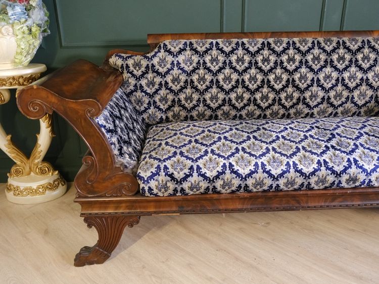 โซฟาไม้ 2ที่นั่ง สีมะฮอกกานี ลวดลายคลาสสิก งานยุโรปมาจากเยอรมนี รูปที่ 7
