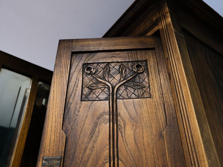 ตู้ไม้เก็บของ พร้อมชั้นวาง ท็อปกระจก งานยุโรปมาจากเยอรมนี รูปที่ 10