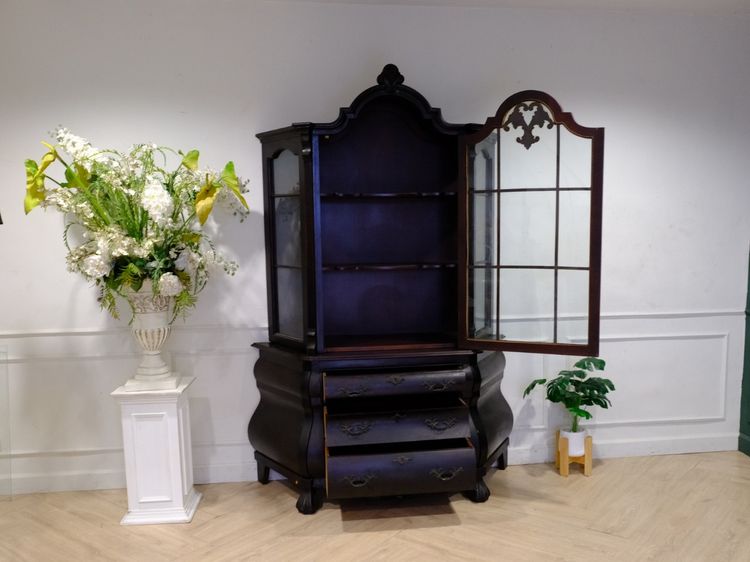 ตู้โชว์ สไตล์บาร็อค สีไม้วอลนัท งานยุโรปมาจากเยอรมนี รูปที่ 6