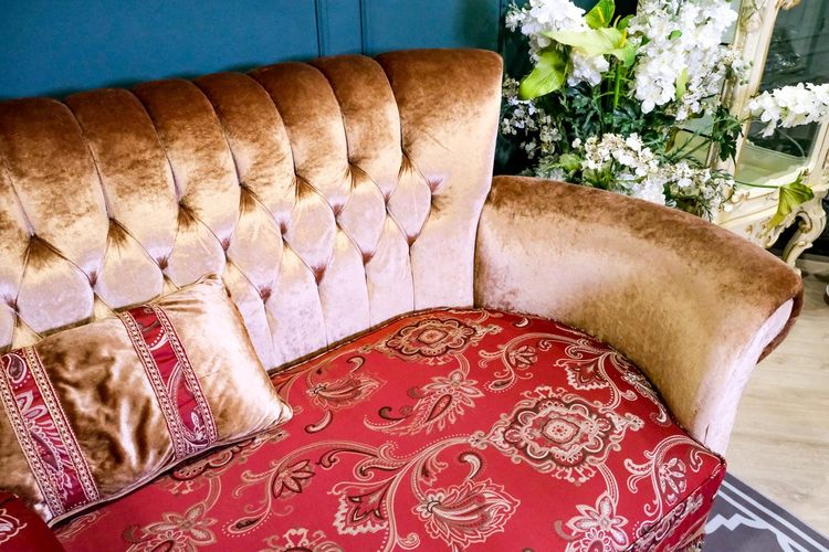 โซฟาหลุยส์ โซฟา 3 ที่นั่ง เบาะรองนั่งลายดอกสีแดง ดึงกระดุม หุ้มผ้ากำมะหยี่ สินค้านำเข้า รูปที่ 15