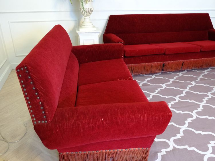 ชุดโต๊ะโซฟารับแขก 3+2+1 เบาะผ้ากํามะหยี่ สีแดง งานยุโรปมาจากเยอรมนี รูปที่ 7