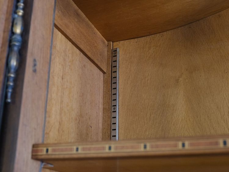 ตู้หนังสือ 2บานเปิด 2ลิ้นชัก สีไม้มะฮอกกานี งานยุโรปมาจากเยอรมนี รูปที่ 8