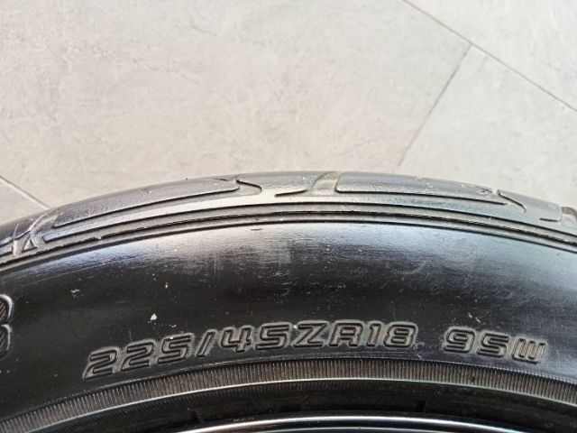 ล้อแม็ก​รถเก๋ง 5 รู​ 100 ขอบ​ 18 แถม​ยาง​ DUNLOP​ รูปที่ 4