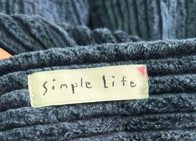 🌈 กระโปรง งานญี่ปุ่น ลูกฟูกกำมะหยี่👉simple life แบรนด์แท้ 💯 ดีไซน์สวยที่เหมาะกับตัวคุณ ให้ลุคสวยน่ามอง 💯 รูปที่ 4