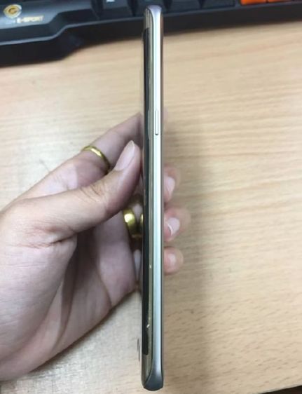 Samsung สีทอง สภาพ พร้อมใช้งาน อุปกรณ์ ครบ รูปที่ 11