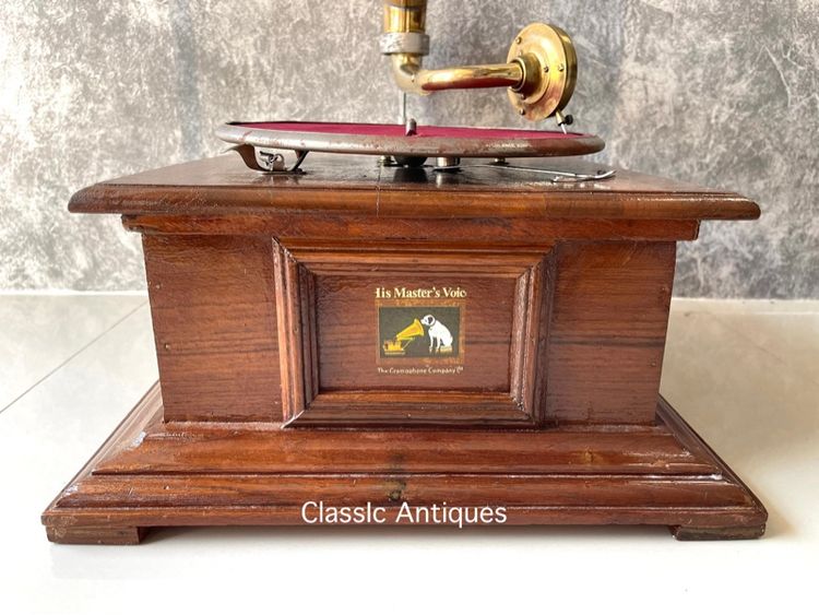 เครื่องเล่นแผ่นเสียง ปากแตรทองเหลือง ทรงสี่เหลี่ยมสะสม รูปที่ 5