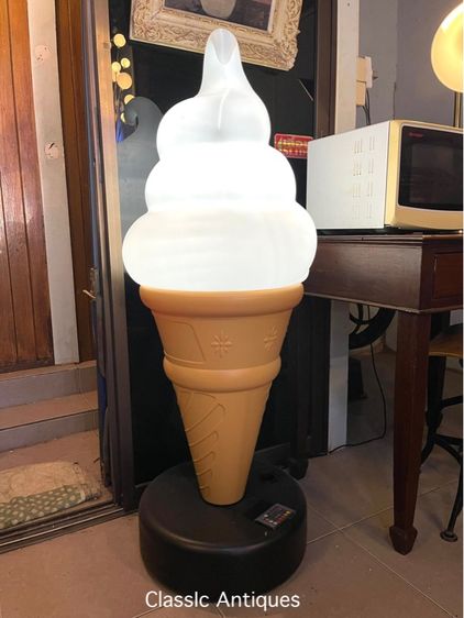 โคมไฟ ไอติมโคน สะสม