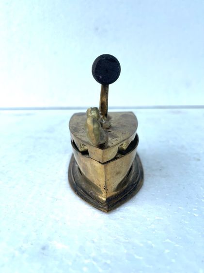 เตารีด หัวไก่จิ๋ว ทองเหลืองสะสม A14 รูปที่ 2