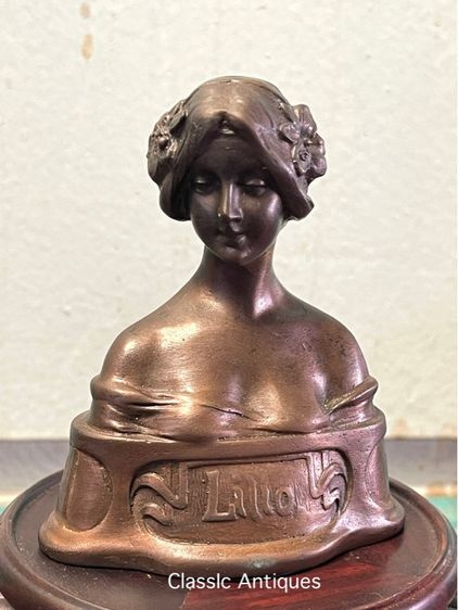 รูปปั้น Lilio ทองเหลืองสะสม รูปที่ 8