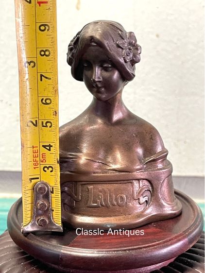 รูปปั้น Lilio ทองเหลืองสะสม รูปที่ 11