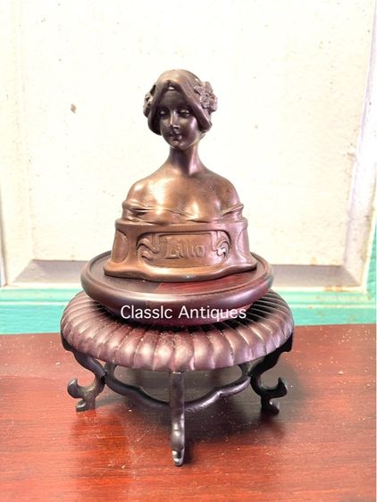 รูปปั้น Lilio ทองเหลืองสะสม รูปที่ 2