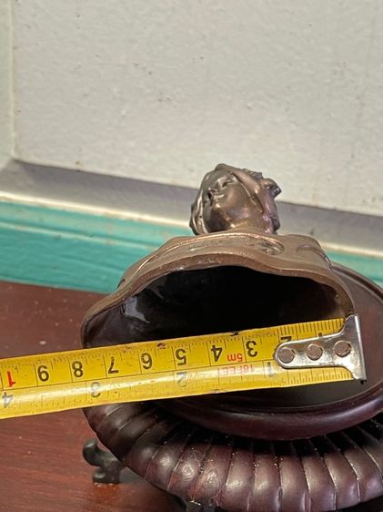 รูปปั้น Lilio ทองเหลืองสะสม รูปที่ 12