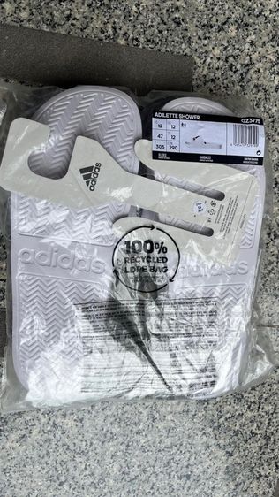รองเท้าแตะ Adidas เบอร์12uk 30.5cm มือ1  ส่งฟรี หรือมารับเองที่Btsซอยลาดพร้าว 71 ค่ะ  รูปที่ 4