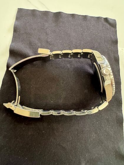 Rolex GMT เข็มเขียว 116710LN ตัวนี้น่าเก็บสะสมโรงงานเลิกผลิตสภาพนอนเซฟ มีกล่องใบพร้อมราคานี้ตัดสินใจง่ายครับ รูปที่ 5