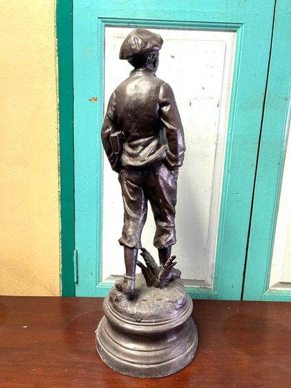 รูปปั้น เด็กผิวปาก ทองเหลือง สะสม รูปที่ 7