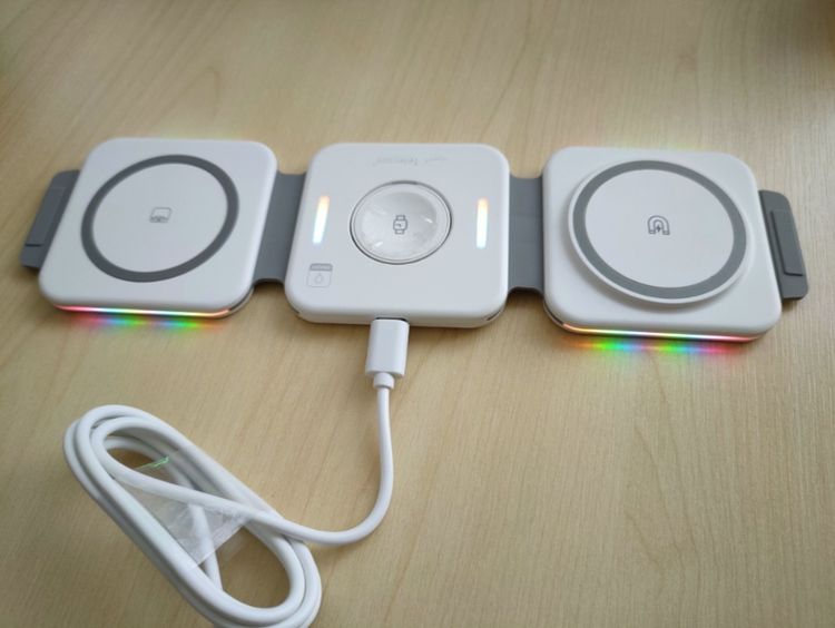 แท่นชาร์จไร้สาย พับได้ - Foldable Wireless Charger รูปที่ 3