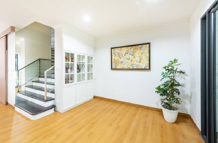 อื่นๆ ตกแต่งครบ 2016 ไม่ใช่ ขายTownhome 3 ชั้น สภาพดีมาก พร้อมอยู่ รูปที่ 3