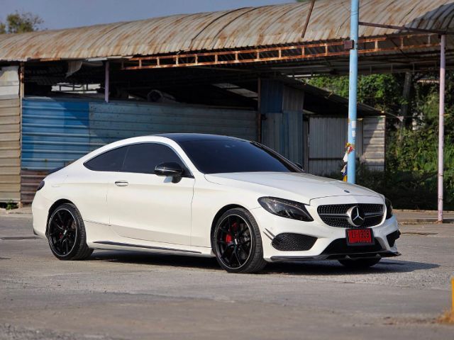 Mercedes-Benz C-Class 2023 C250 Sedan เบนซิน ไม่ติดแก๊ส เกียร์อัตโนมัติ ขาว รูปที่ 2
