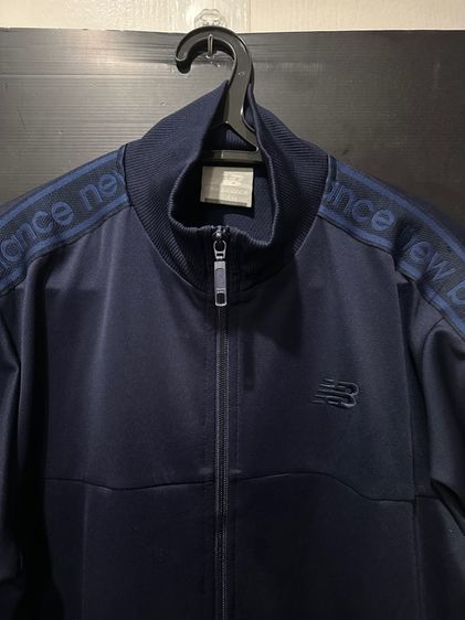 เสื้อวอร์มสีกรม แบรนด์ new balance รูปที่ 6