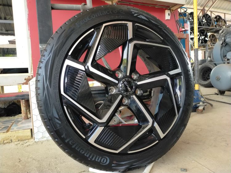 แม็กขอบ 19 สีเดิม พร้อมยางคอนติ 235 45 19 ปี23ใส่ chr innova camry revo vigo bydอื่นๆ 5 รู 120 รูปที่ 3