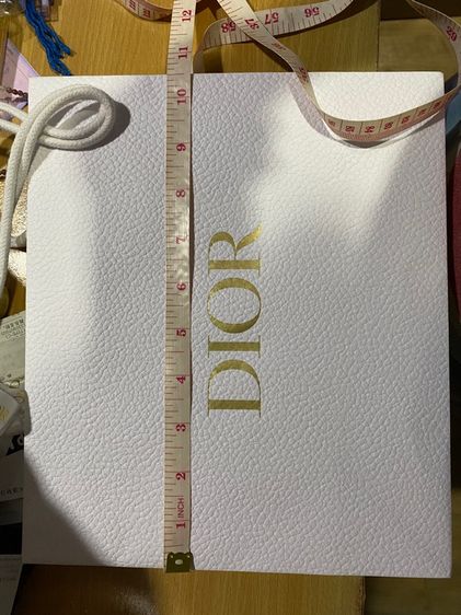 ถุงกระดาษ Christian Dior สีขาว รูปที่ 7