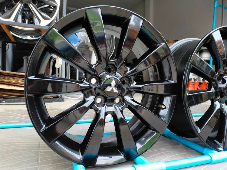 18" แม็กมิตซู ขอบ18 กว้าง7 et46 สีอบpowder coat ใส่expander EX triton ตัวเตี้ยอื่นๆ 5 รู 114