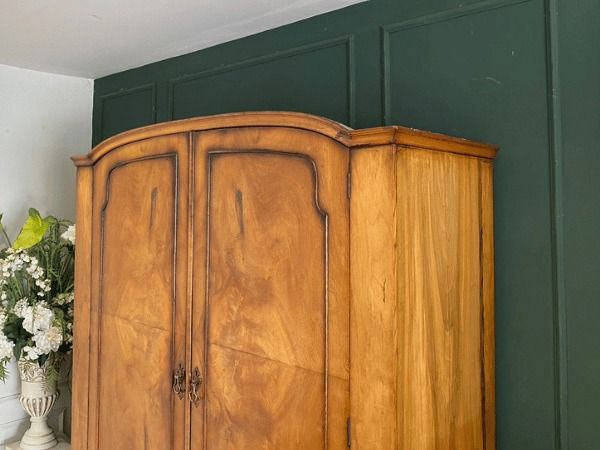 ตู้เสื้อผ้าไม้ 2 บานดปิด สไตล์คลาสสิค รูปที่ 9