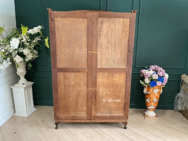 ตู้เสื้อผ้าไม้ 2 บานดปิด สไตล์คลาสสิค รูปที่ 16