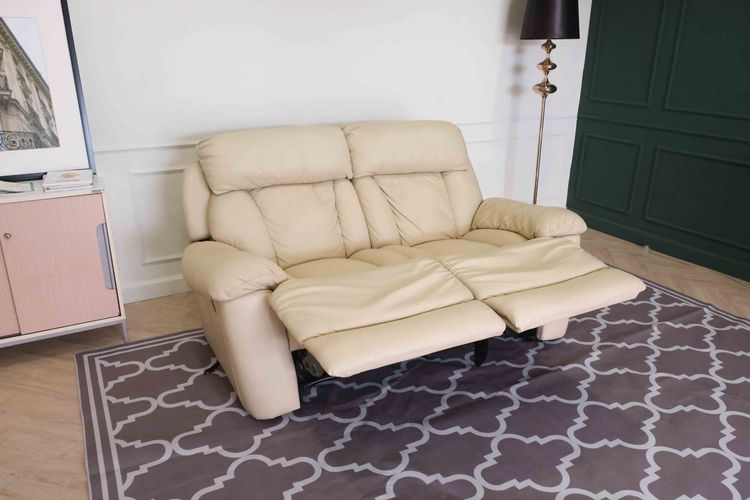 เก้าอี้พักผ่อนหนัง 2 ที่นั่ง สีครีม เก้าอี้ปรับเอนนอน โซฟาพักผ่อน Recliner รูปที่ 4