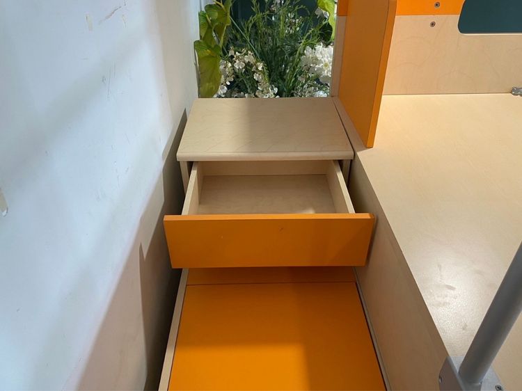 เตียงเด็ก 2 ชั้น ขนาด 3.5 ฟุต มีบันไดเก็บของ สีครีมส้ม ยี่ห้อ SB FURNITURE รูปที่ 8