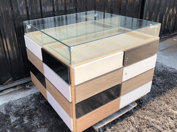 ตู้จิวเวลรี่ ตู้กระจกโชว์สินค้า ตู้กระจกเบเกอร์รี่ ประตูกระจกแบบลิ้นชัก รูปที่ 11