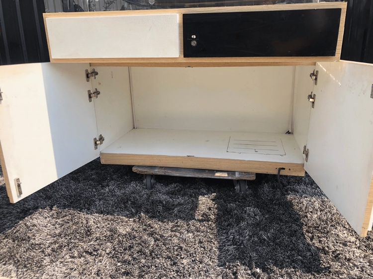 ตู้จิวเวลรี่ ตู้กระจกโชว์สินค้า ตู้กระจกเบเกอร์รี่ ประตูกระจกแบบลิ้นชัก รูปที่ 9