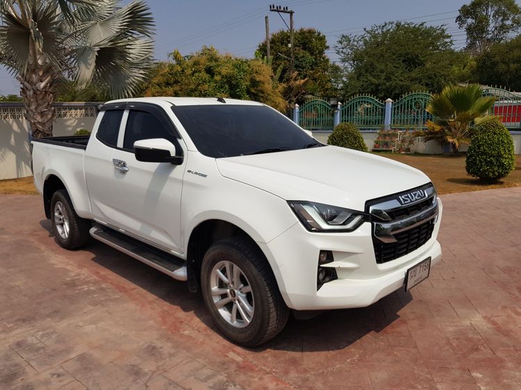 รถ Isuzu D-MAX 1.9 Hi-Lander L สี ขาว