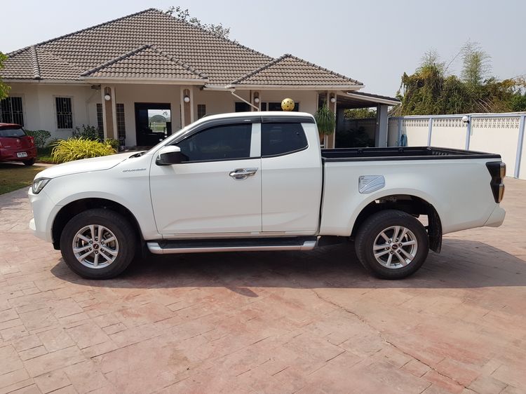 Isuzu D-MAX 2021 1.9 Hi-Lander L Pickup ดีเซล ไม่ติดแก๊ส เกียร์ธรรมดา ขาว รูปที่ 4
