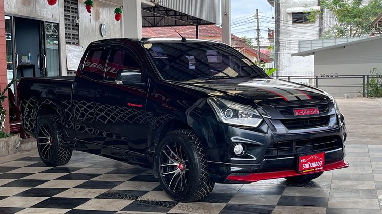 Isuzu D-MAX 2017 1.9 X-Series Z Pickup ดีเซล ไม่ติดแก๊ส เกียร์ธรรมดา ดำ รูปที่ 3