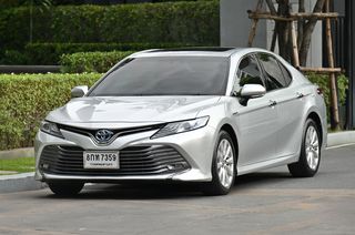Toyota Camry Hybrid ACV70 Sunroof TNGA ปี 2019 ประวัติเซอร์วิสศูนย์โตโยต้า กุญแจ ครบ 2 ชุด
