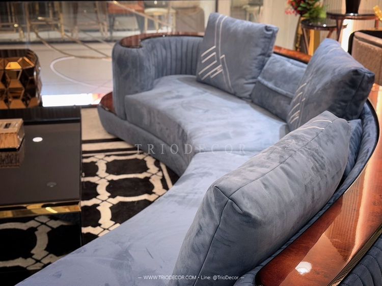 ANCONA Luxurious Italian Sofa โซฟาหรูลัคชัวรี่ ทรงโค้ง รุ่น แอนโคน่า รูปที่ 8