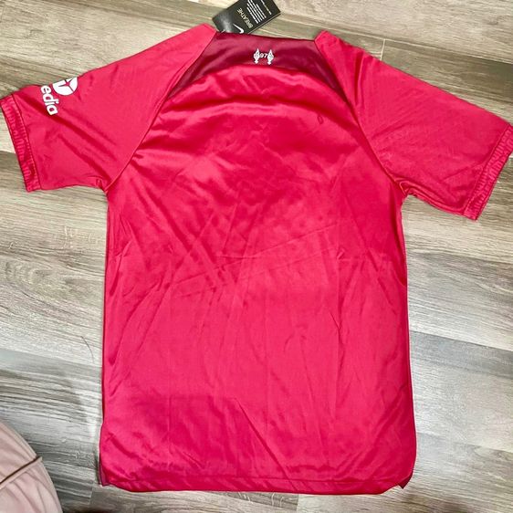 เสื้อบอลลิเวอร์พูล ปกติ550 เหลือตัวละ80 พร้อมส่ง เหลือ Xl XXL รูปที่ 3
