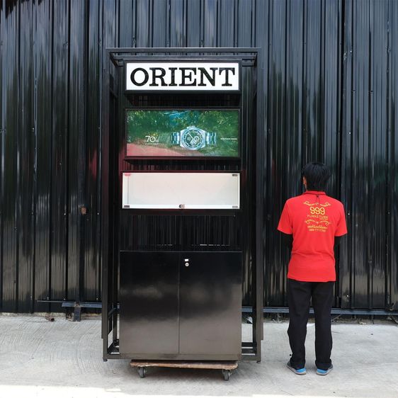 Light Box ป้ายโฆษณาสินค้า ป้ายไฟทรงสูง 2 ฝั่ง กระจกเงา 2 ข้าง รูปที่ 6