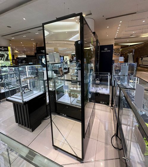 Light Box ป้ายโฆษณาสินค้า ป้ายไฟทรงสูง 2 ด้าน ด้านข้างเป็นกระจกเงา รูปที่ 2