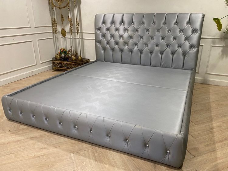 เตียงหุ้มหนังดึงกระดุม สีเทา พร้อมที่นอน 6 ฟุต ยี่ห้อ Hermes รูปที่ 7