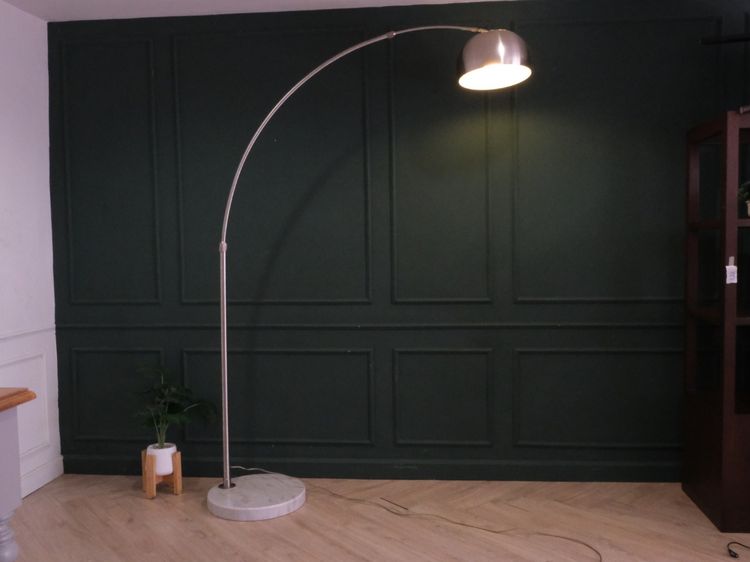 โคมไฟตั้งพื้น ทรงโค้งฐานหินอ่อน ปรับขนาดได้