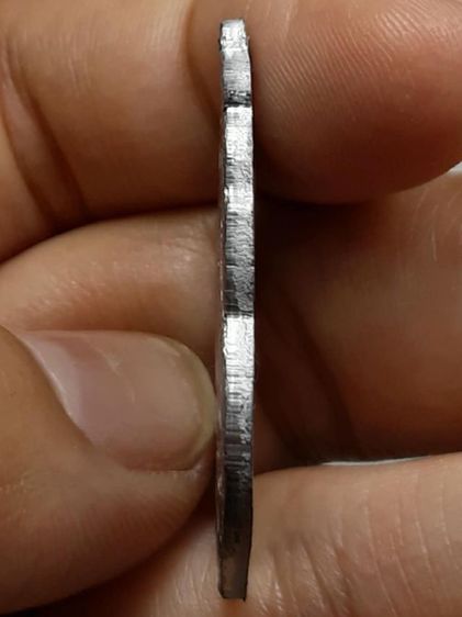 เหรียญเสมาพระพุทธชินราช หลวงปู่ศุข  รูปที่ 3